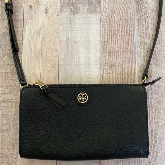 Tory Burch Handbags - Tory Burch Cameron